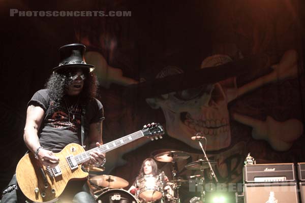 SLASH - 2011-07-12 - PARIS - Zenith - 